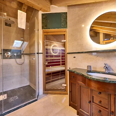 Alpine Luxus - Sauna, 3 Balkone & Bergblick דירה